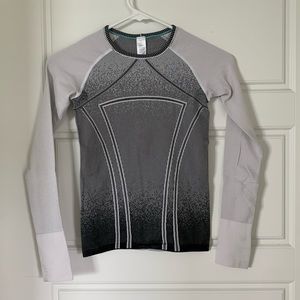 Ivivva long sleeve